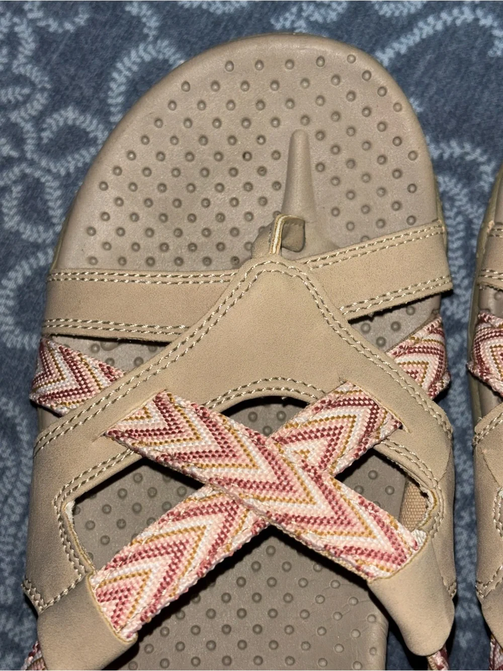 Skechers lightweight sandals